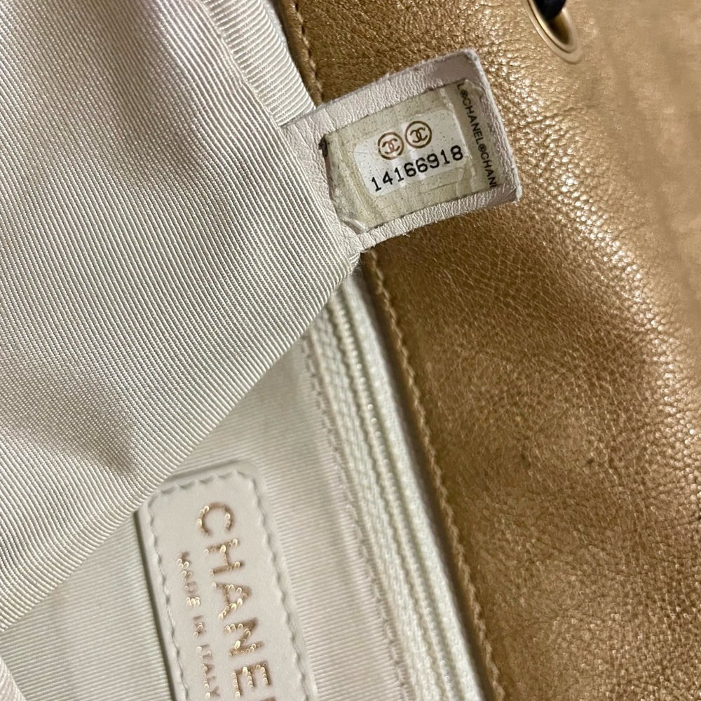 CHANEL•Limited Edition Canebiers Flap bag • - Picture 12 of 13